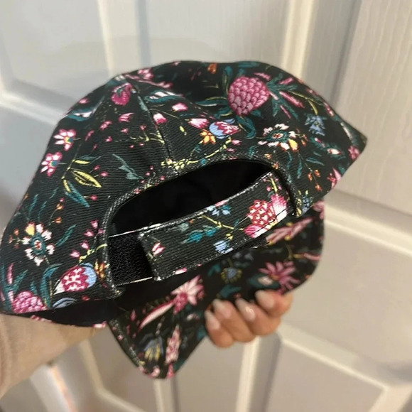 Isabel Marant Tryon Cap floral print EUC - Picture 8 of 10
